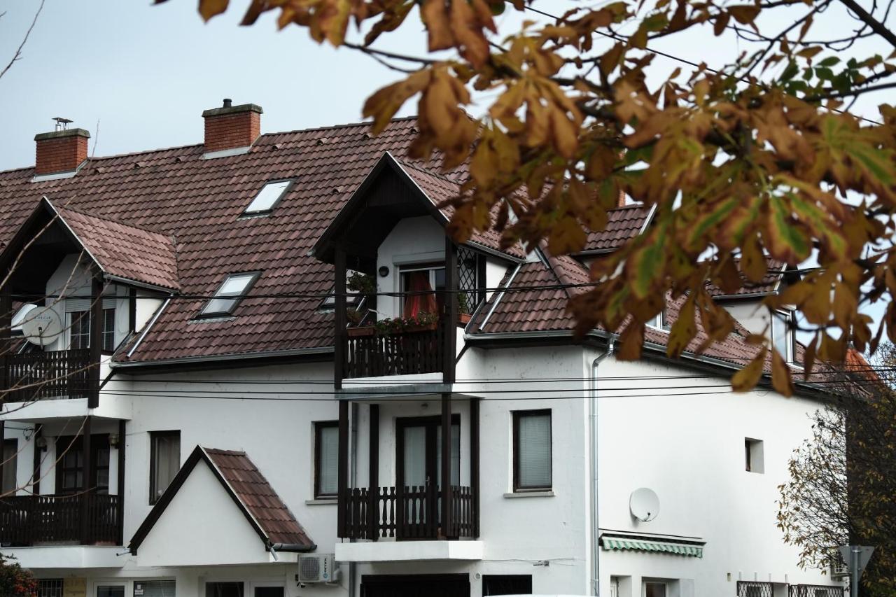 Arany Sziget Apartman Siofok Luaran gambar